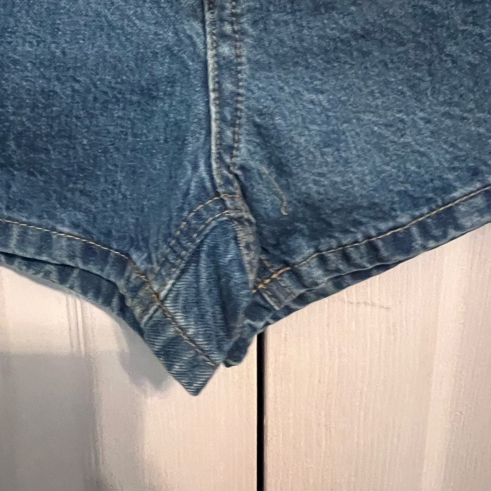 Rubberband Denim - Denim Pocket Detail Women's Shorts size 26 or 3/4 - Picture 6 of 8